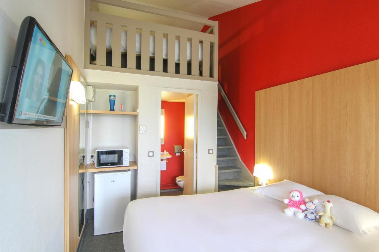 Kyriad Direct Poitiers - Gare Du Futuroscope Шассней-дю-Пуату Екстер'єр фото